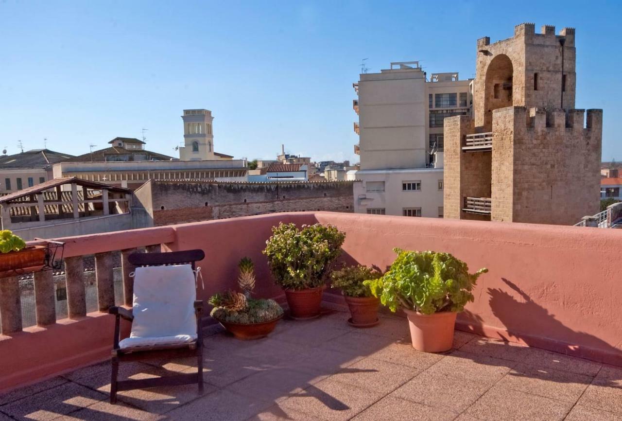 奥里斯塔诺Attico In Centro Con Vista Della Torre - Cozy Penthouse Facing To The Tower公寓 外观 照片