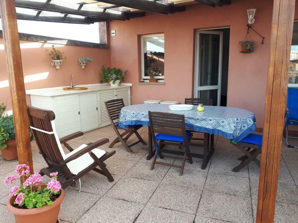 奥里斯塔诺Attico In Centro Con Vista Della Torre - Cozy Penthouse Facing To The Tower公寓 外观 照片